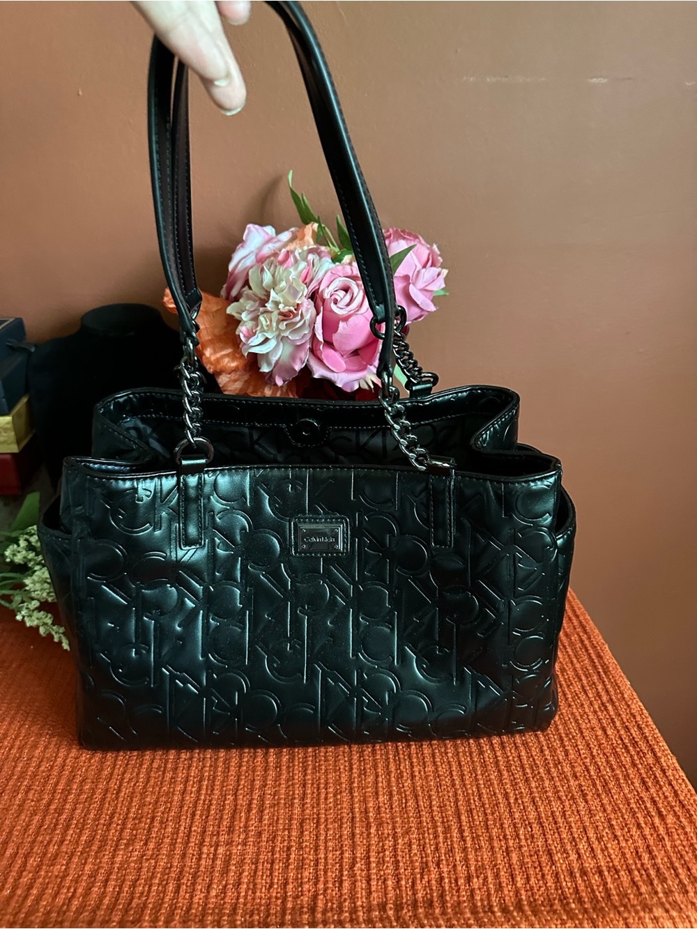 Black Quilted Patent Leather Shoulder Tote